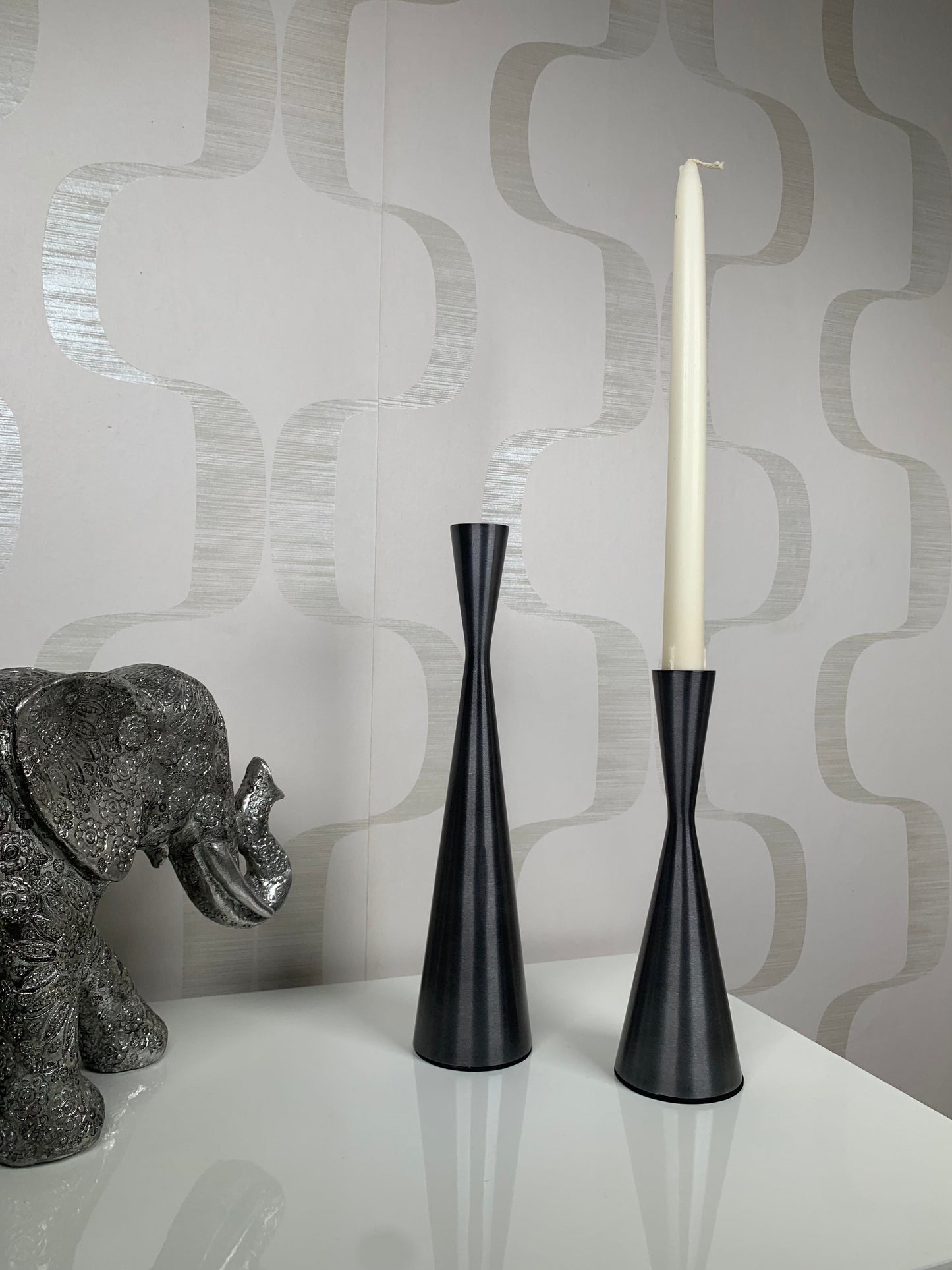 Konisk Ljusstake Mörksilver