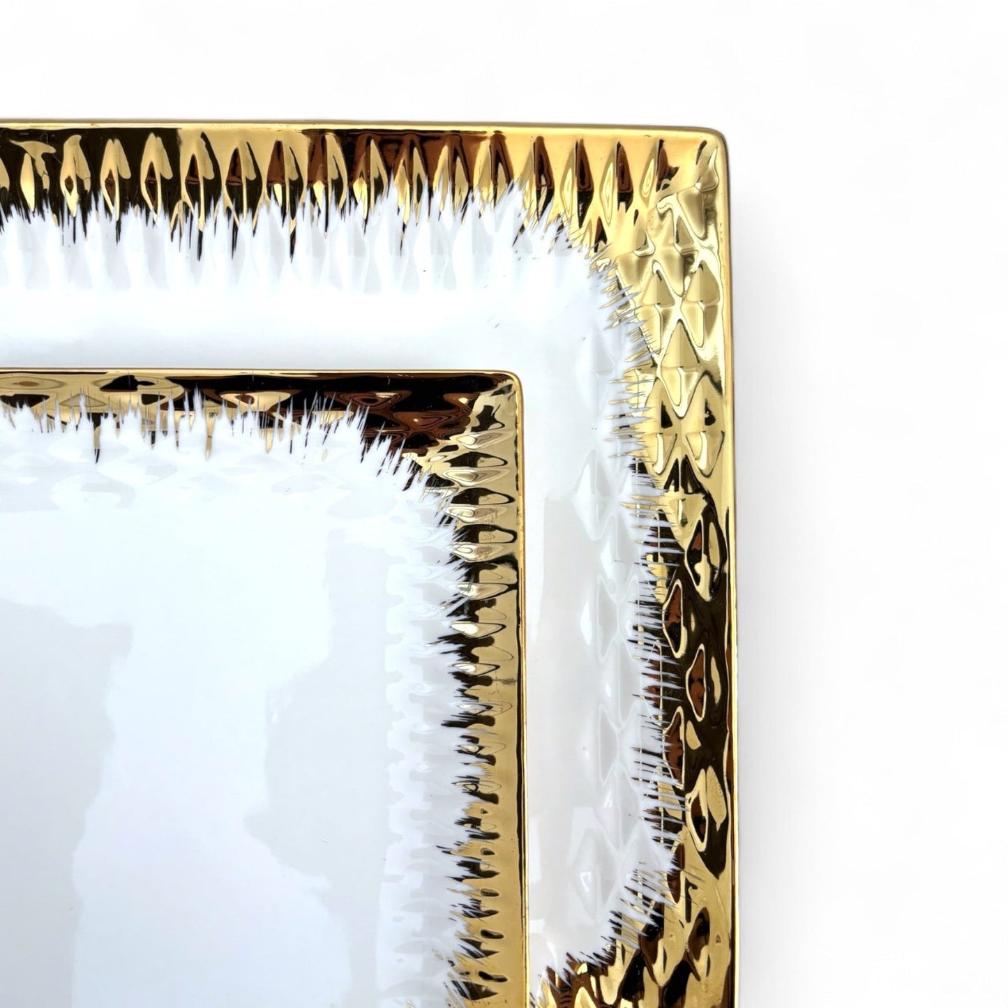Tallriksset 18 delar – Emmy